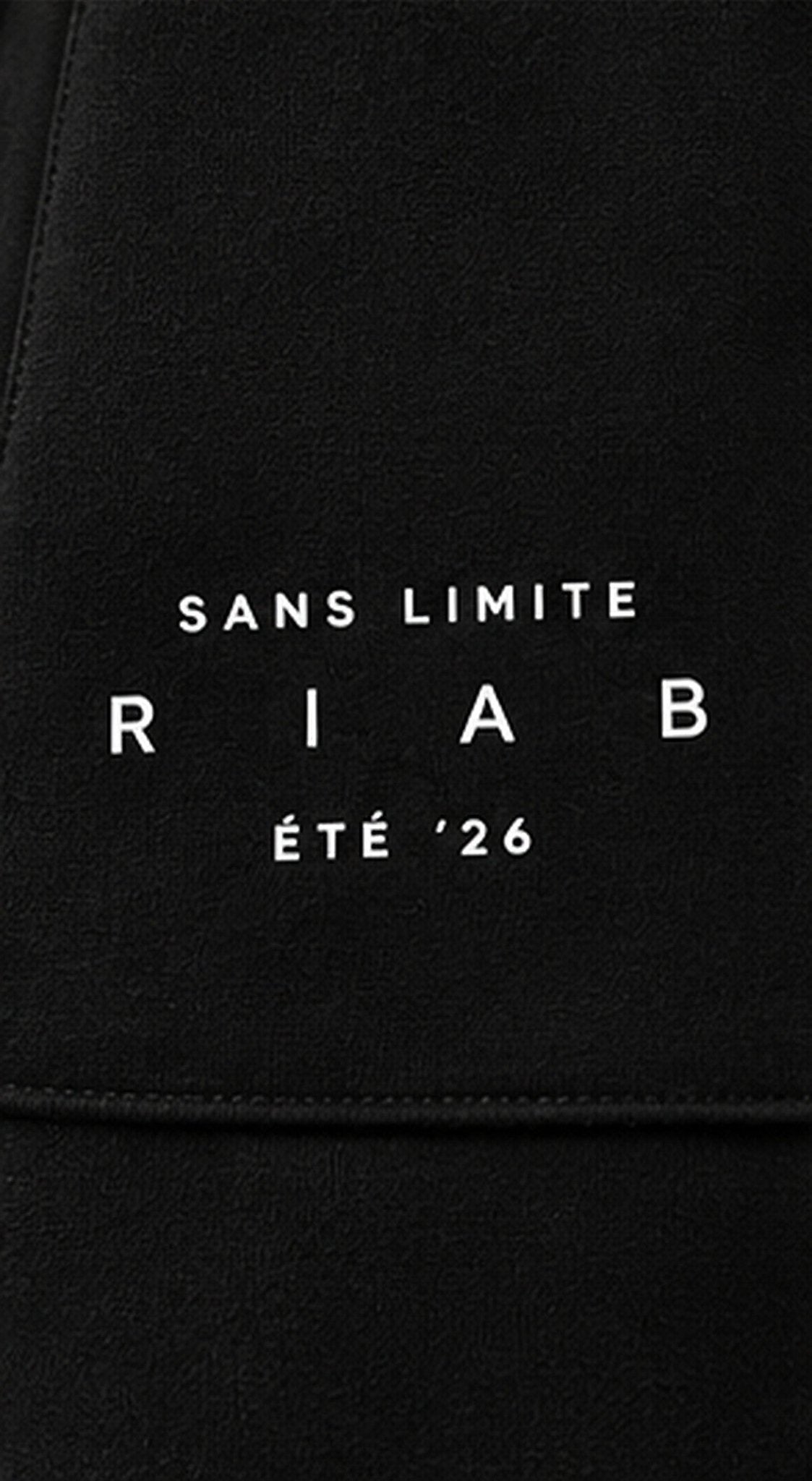 Signature Black Wide-Leg Cargo Pants - RIAB